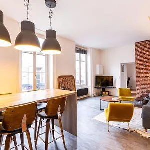 Maison, Type Triplex Atypique De Charme Hébergement de vacances